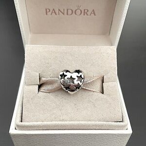 Pandora Starry Heart Charm